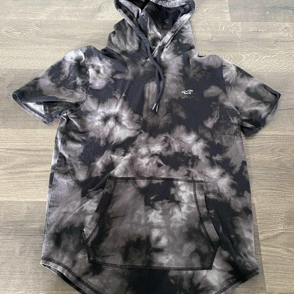 Holister tie dye hooded tshirt